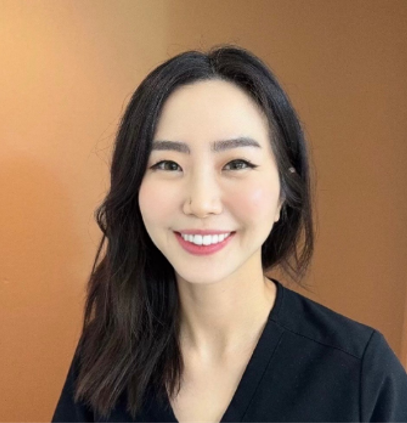 Vivian Choi, RN